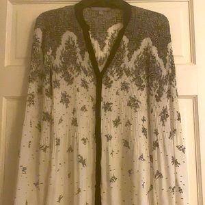 Black and white floral pleated blouse